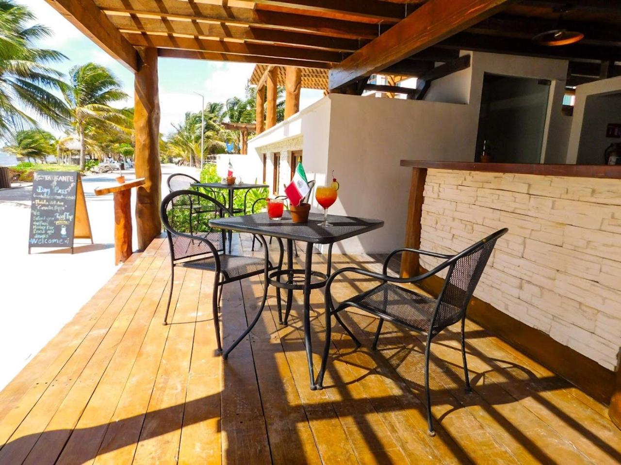 Aquastar By Rt Vacation Rentals Mahahual Kültér fotó