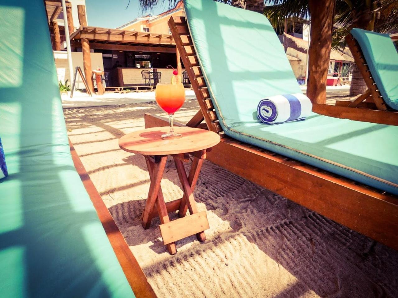 Aquastar By Rt Vacation Rentals Mahahual Kültér fotó